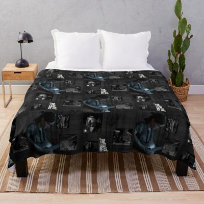 Ellie  - The Last Of Us 2 Art Design Throw Blanket Official Cow Anime Merch